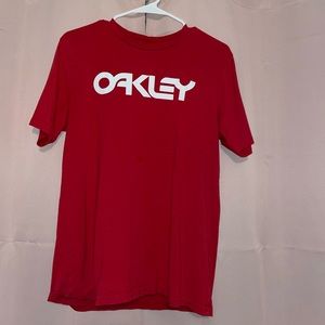Oakley t shirt